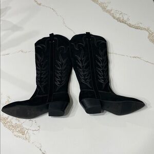 Target Black Western-Style Embroidered Women's Cowboy Boots | 6.5